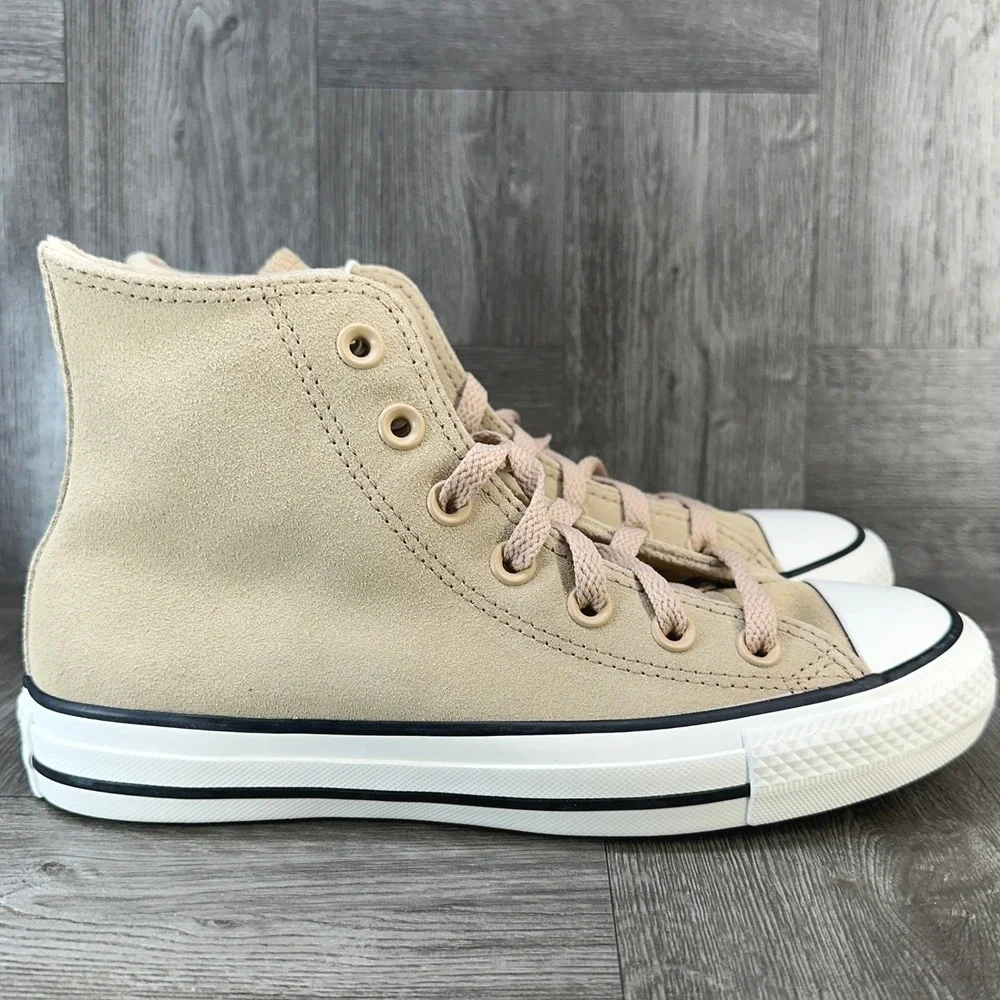Converse High Top Sneakers Womens 5 Tan Suede Fleece Lined Chuck Taylor NEW - Picture 1 of 8